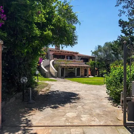 Апартаменти Glicine -historic Mediterranean Villa-