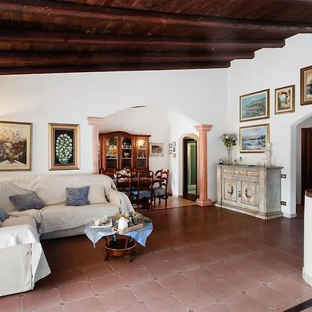 Glicine -historic Mediterranean Villa- Апартаменти