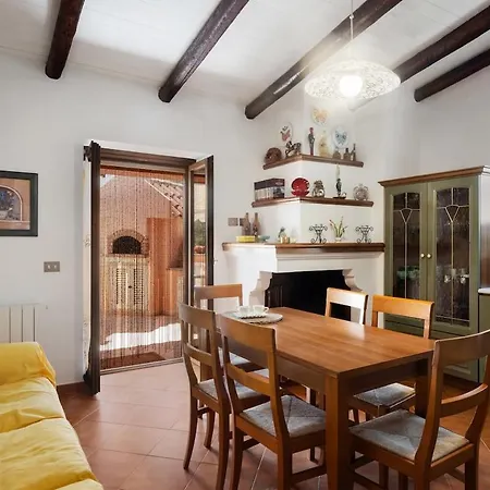 Glicine -historic Mediterranean Villa- Апартаменти Ольбія