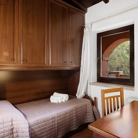 Glicine -historic Mediterranean Villa- Апартаменти