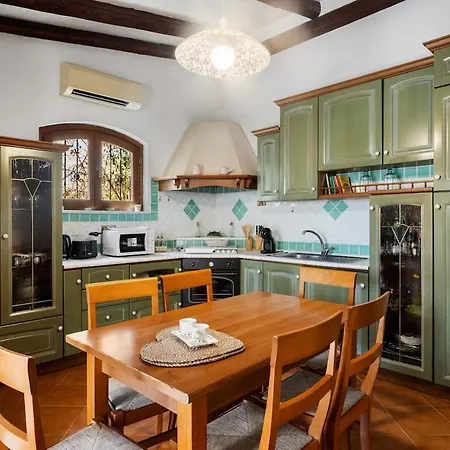 Glicine -historic Mediterranean Villa- * Ольбія